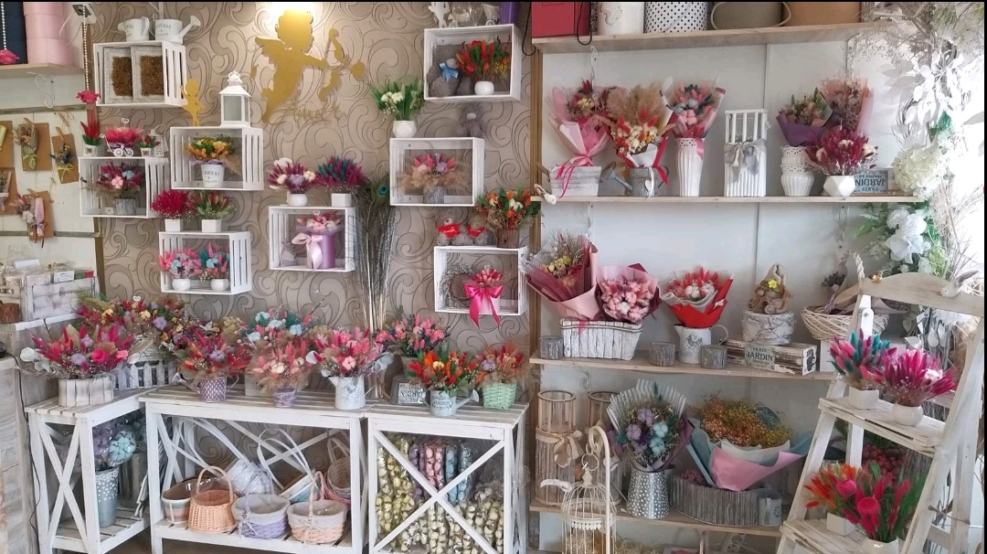 Flower Studio " Amur" — Florist